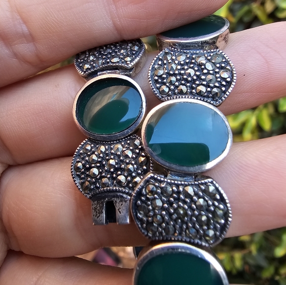 Vintage Green and marcasite bracelet - Picture 3 of 6